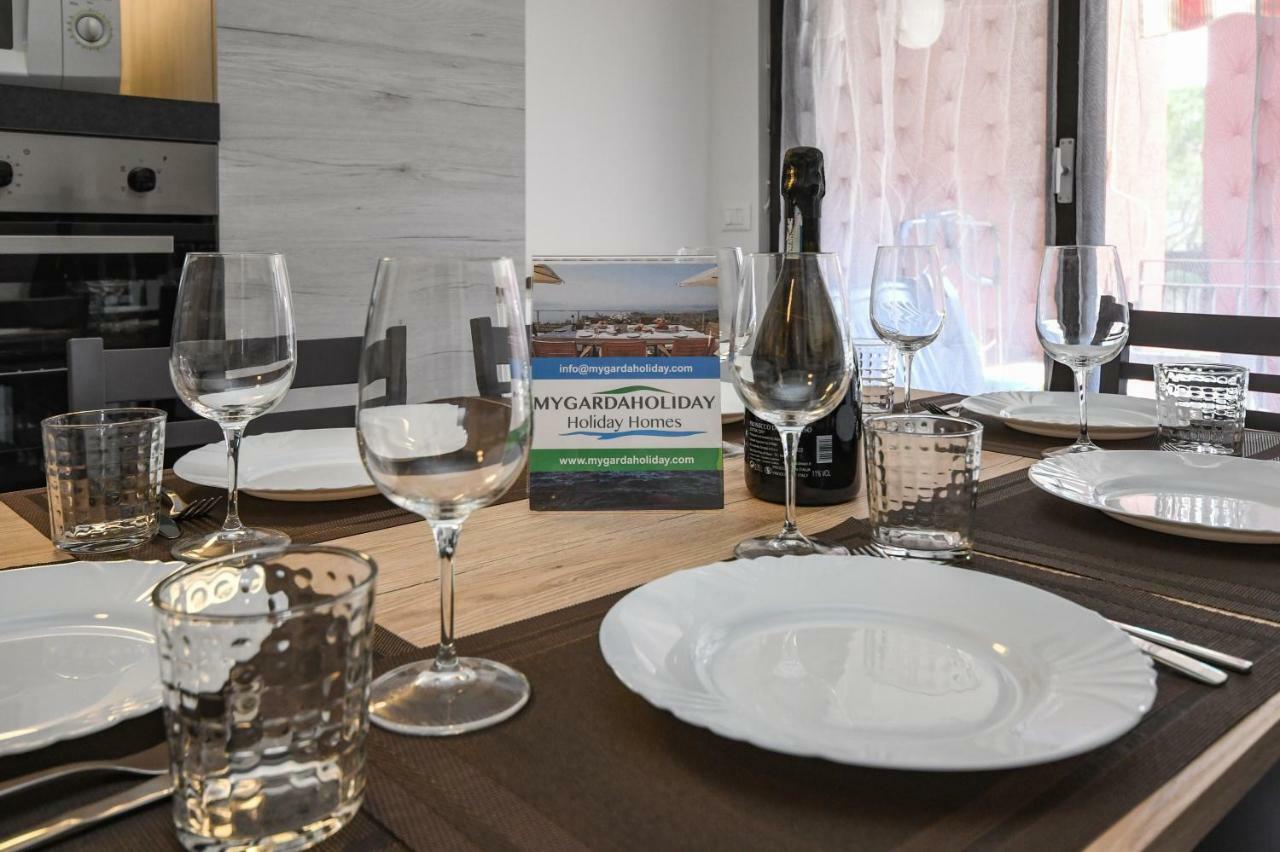 Holiday Sirmione Apartments Экстерьер фото