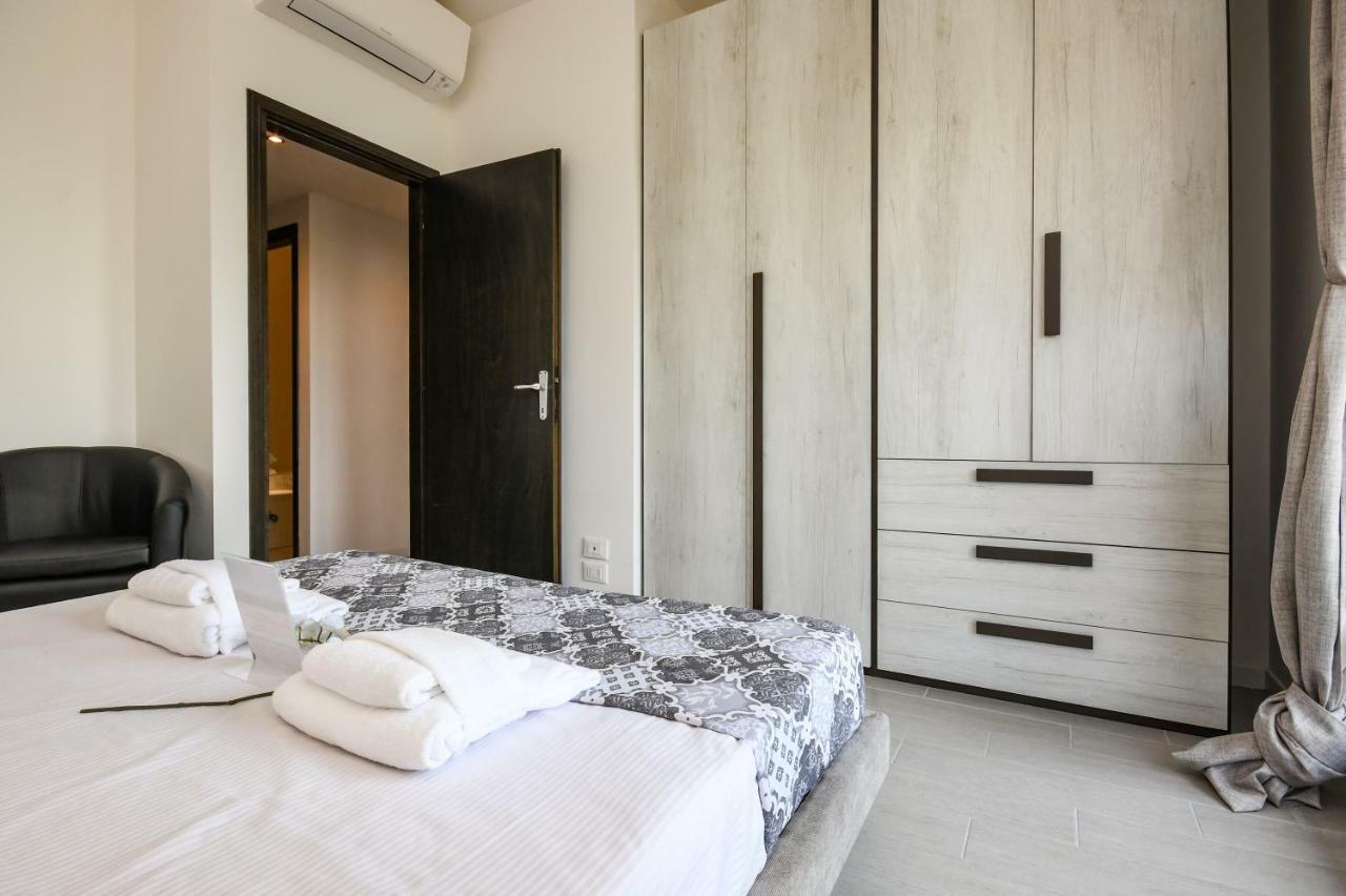 Holiday Sirmione Apartments Экстерьер фото